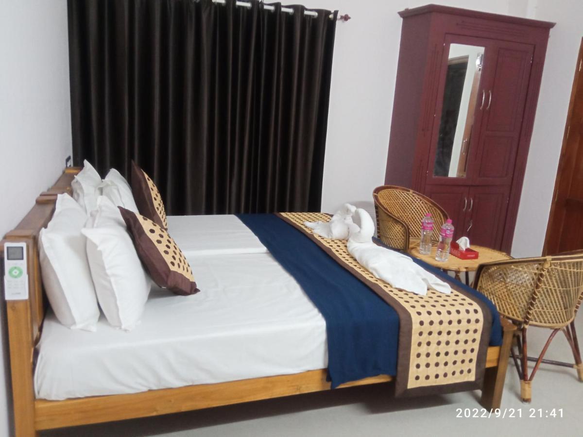 Апартаменты Devi Kripa Residency Варкала Экстерьер фото